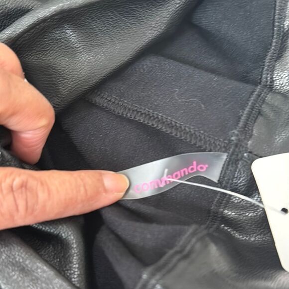 EVEREVE COMMANDO Black Faux Leather Joggers Size XS NWT - Picture 4 of 6